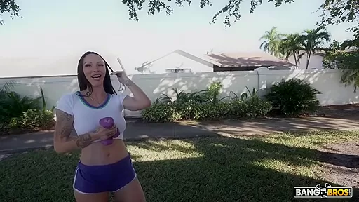 Bang Bus   The Smoke Show Indica Marie!