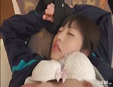 Shaved Pussy Japanese Girl Filled With Creampie