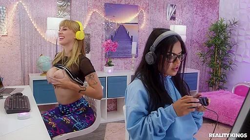 Angel Youngs In Sexy Streamer Goes All The Way