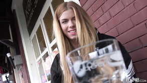 Chrissy Fox Squirting Hard In 4k Pov