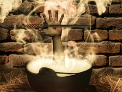 Naughty Witches Lures The Gents In 4k