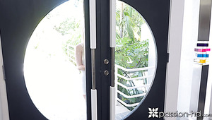 Romantic Babe Alexis Adams Treats Her Man With BJ And Enjoys Doggy