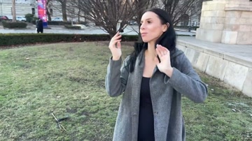 Nelly, 28 Ans, Fan De Culture Française Et De Mode