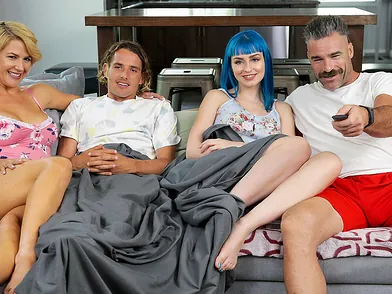 Daddy Gives Gold Stars   S1:E7