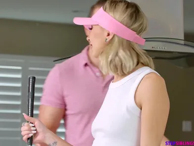 Step Bro Gets A Hole In One   S16:E2