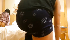 Chinese Office Lady Has A Sex Date With A Stranger.