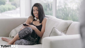 Tushy Naughty Teenager Gets Rimmed And Gaped Vanessa Sky