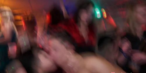 European Amateur Pussyfucked On Dancefloor