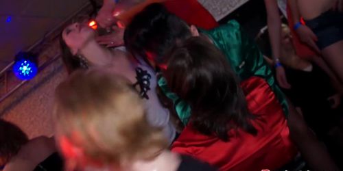 European Amateur Pussyfucked On Dancefloor