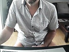 French Daddy Jerks Off On Cam In Secret From His Wife