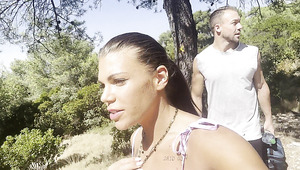Hot Amateur French Babe Fucked On A Picnic