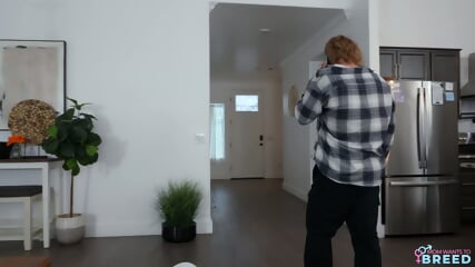 Stepmoms Pussy Is Breed On Mothers Day