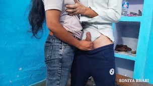 Indian Girl's Boobs Is So Hot She Is Very Sexy. Can You Fuck Indian Girl